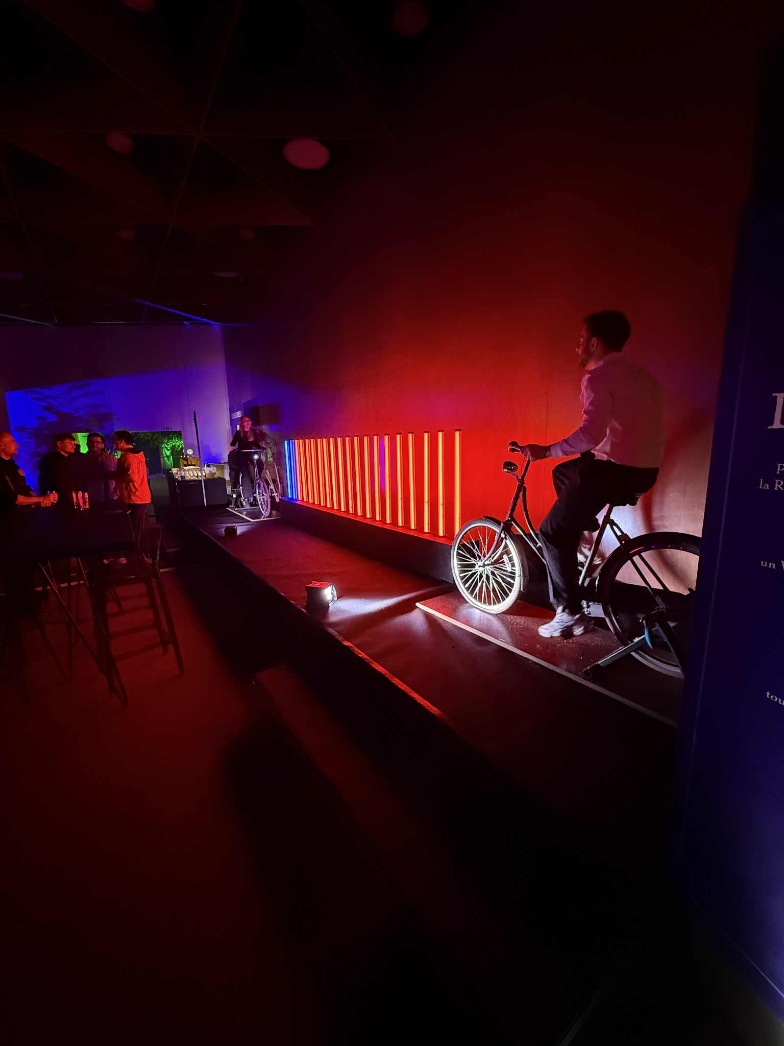 animation-vélo-mega-bike-ovh-Lille Animation interactive MEGA Bike pour OVH à Lille.